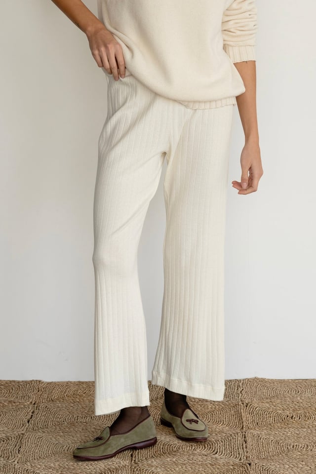 The Pointelle Simple Crop Pant