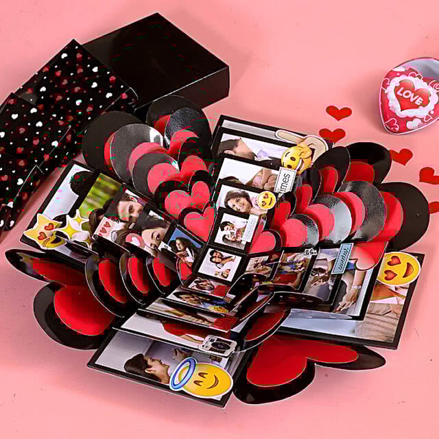Buy/Send Beautiful Personalised Photos Heartagon Online- FNP