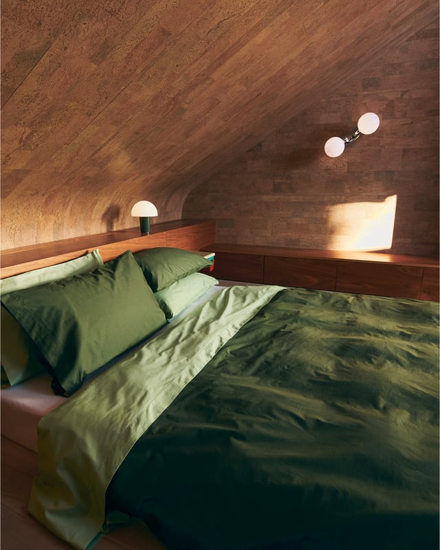 Moss, Apple & Crisp White Organic Cotton Percale Bedding Bundle