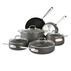 3-Qt. Sauce Pan with Lid / Copper Core - Packaging Damage