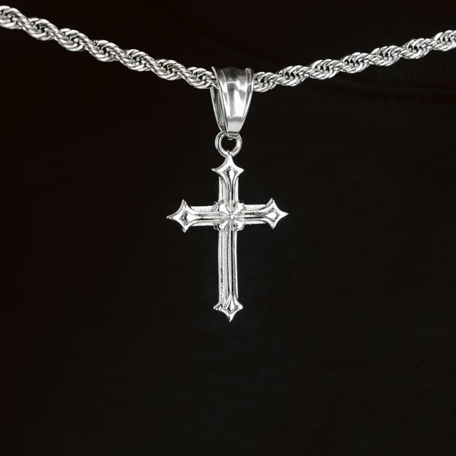 Vintage Cross Pendant White Gold