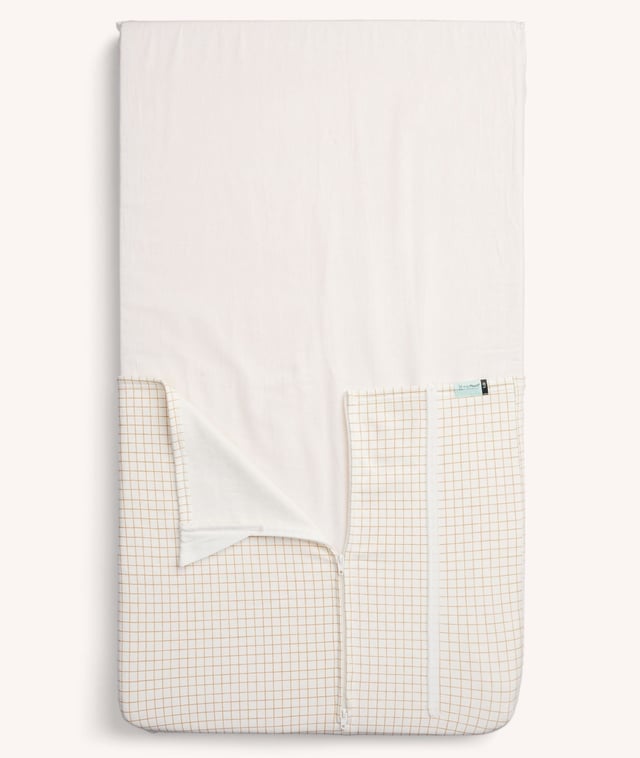 HugMe Blanket 1.0 & 2.5 TOG Caramel Grid