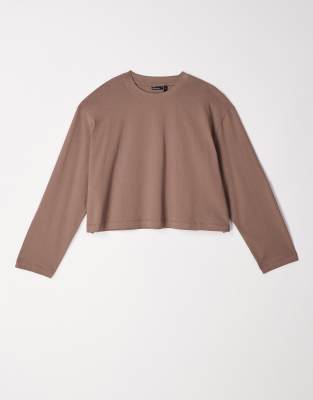 ASOS DESIGN long sleeve boxy cropped t-shirt in chocolate