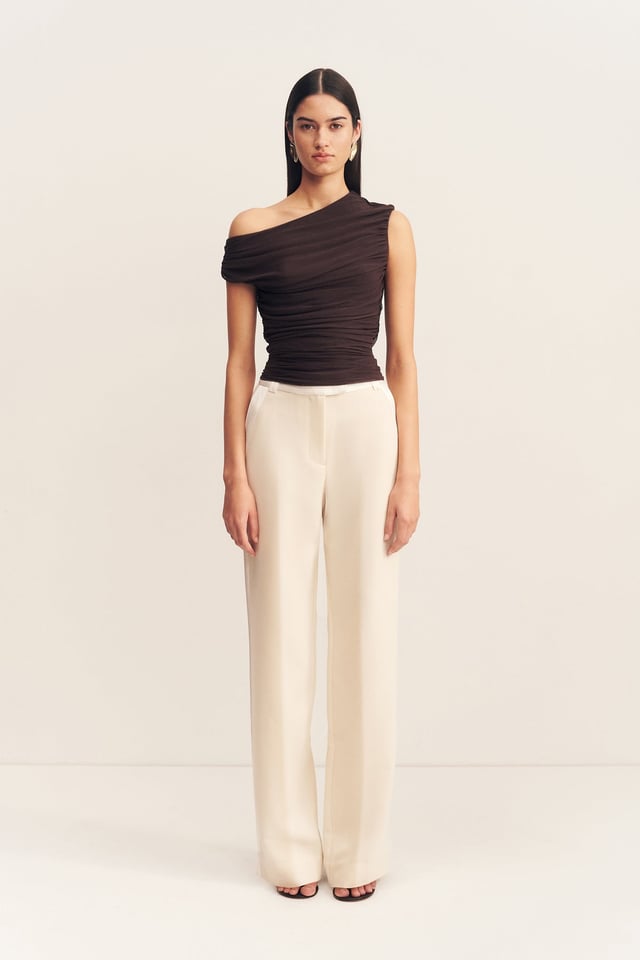 MIRA OFF SHOULDER TOP - GANACHE
