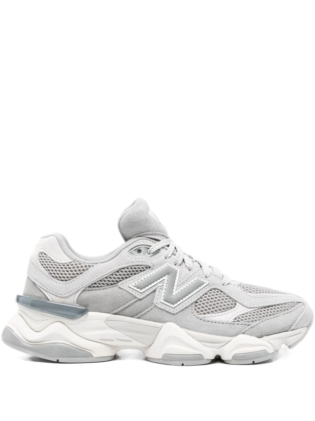 9060 Sneakers