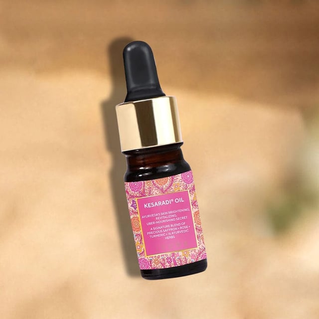 Mini Kesaradi Daily Glow Oil - To Deeply Moisturize Mature Skin + Bring out a Rested, Refreshed Look with a Dewy Glow