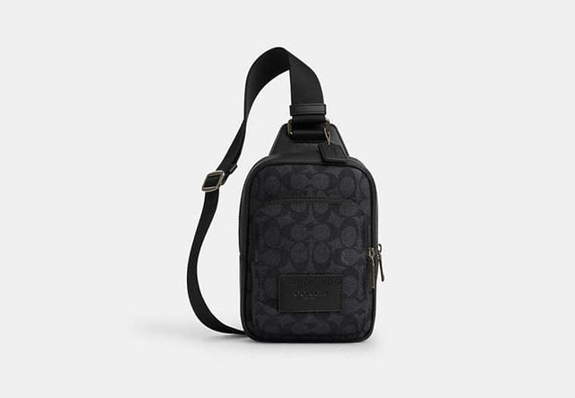 Racer Sling Pack In Signature