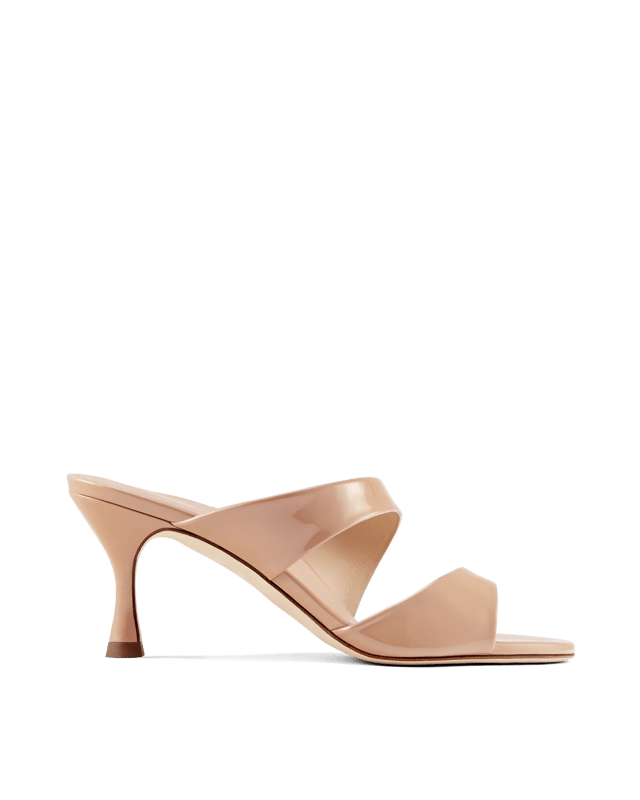 Yvonne: Tan Patent