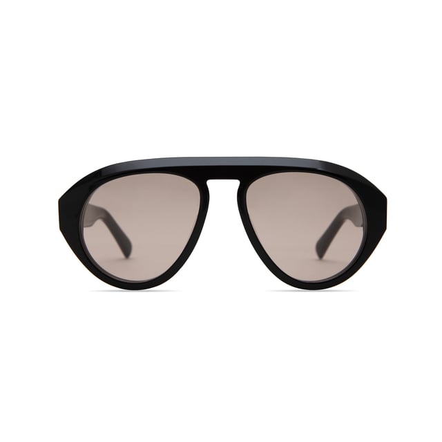 Val in Gloss Black