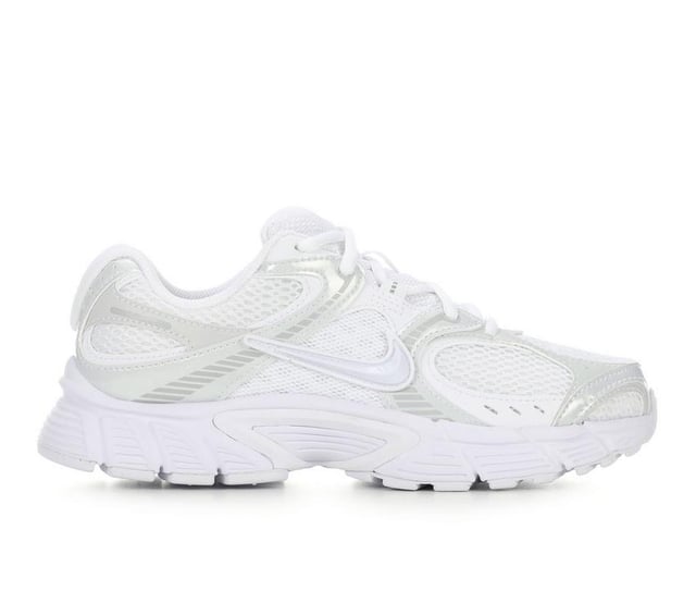 Women's Nike V5 RNR Sneakers
