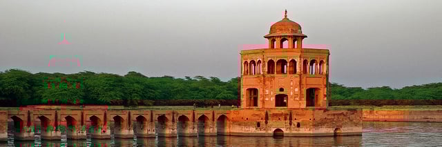 Flights to Pakistan