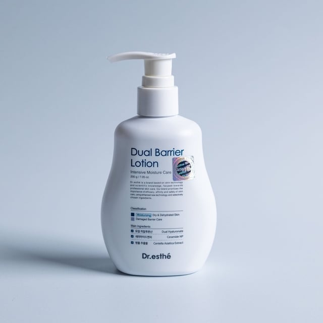 Dr. esthé Dual Barrier Lotion
