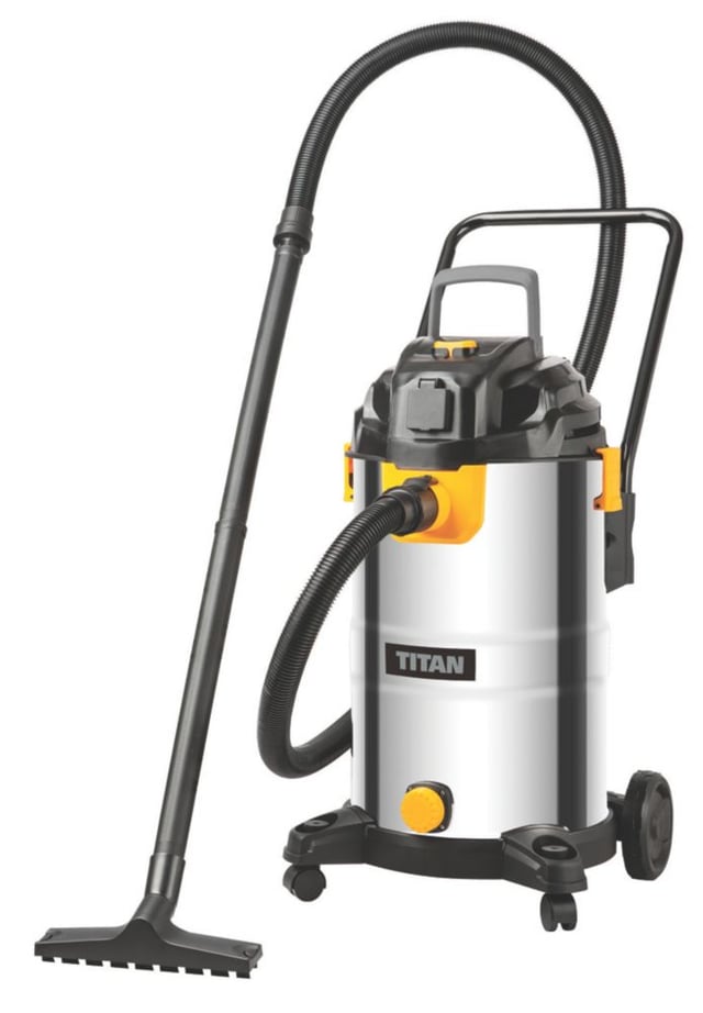 Titan TTB777VAC 1500W 40Ltr  Wet & Dry Vacuum 220-240V