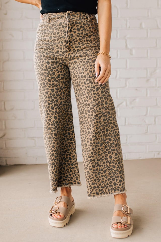 Cooper Cropped Wide Leg Leopard Jeans