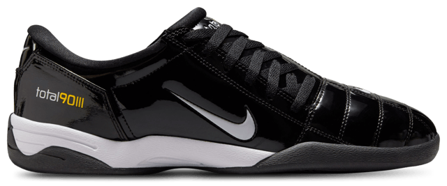 Nike Total 90 SP