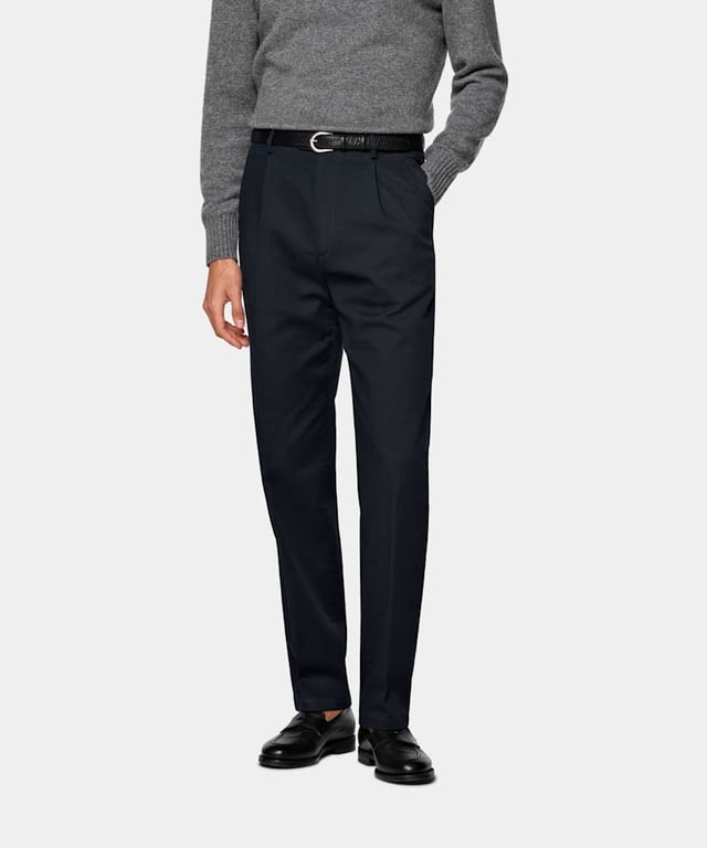 Marinblå byxor i wide leg tapered-modell