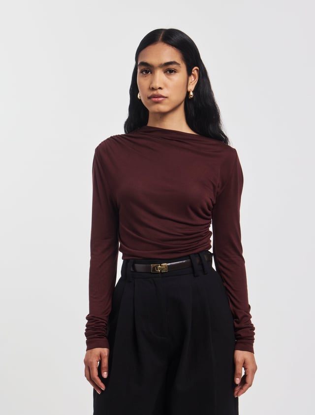 Iphis Top in Bordeaux