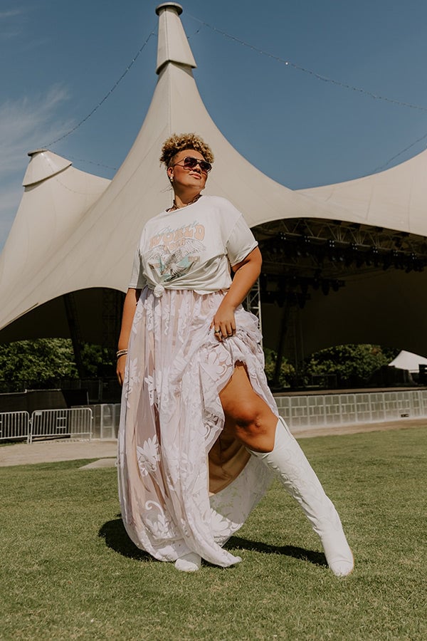Encore Please Maxi Dress In White Curves