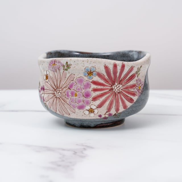 Handcrafted  Kutani Ware Floral Matcha Bowl