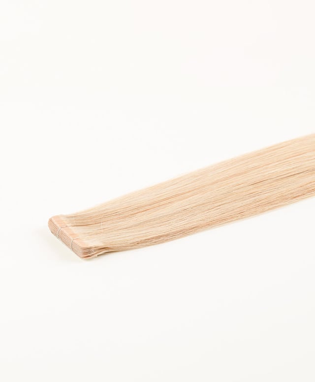 Medium Sandy Blonde, 22" Ultra Slim Tape-In Extensions, #N15