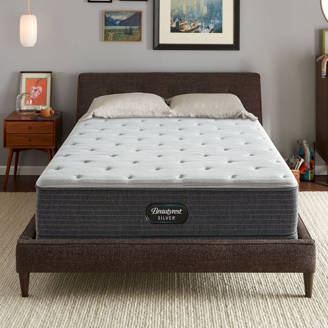 Beautyrest Silver BRS900 Medium