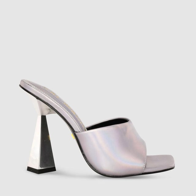 Stevie Mules