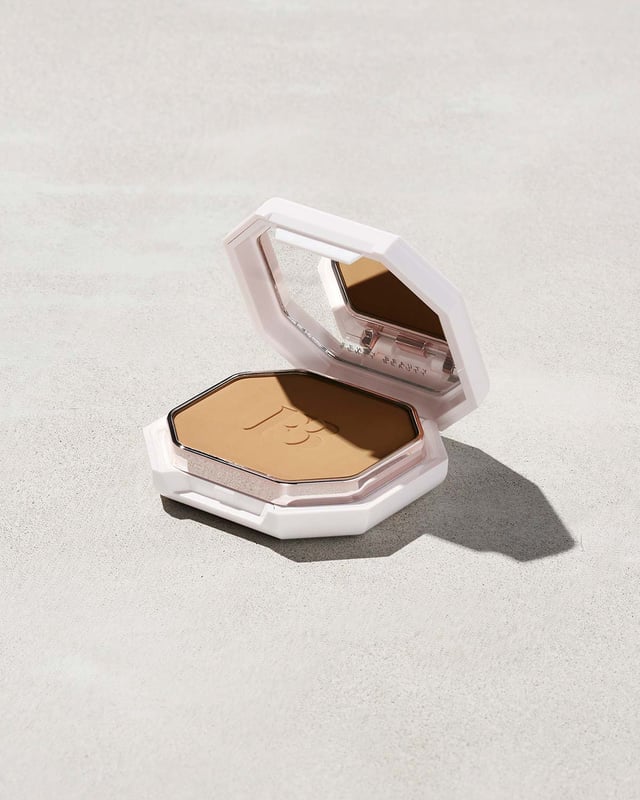 Pro Filt'r Soft Matte Powder Foundation — #420