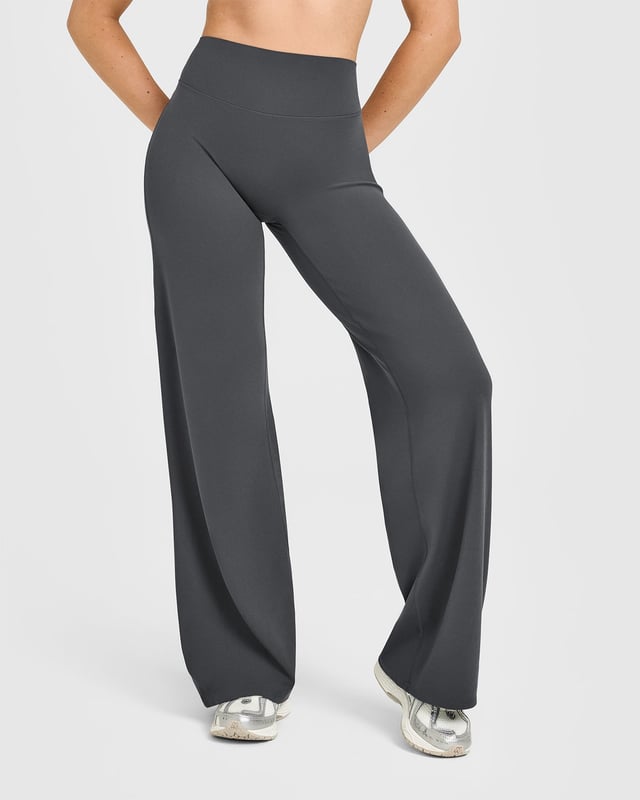 SoftMotion™ Straight Leg Bottoms | Coal
