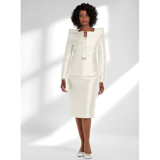 Signature of Elegance Suit by Exclusive Signature Collection by Especially Yours®