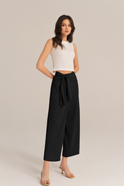 Straight-Legged OL Elastic Waist Ankle Length Pants - Black
