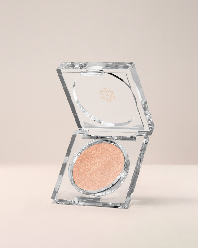 Cosmic Pearl Dewy Eyeshadow