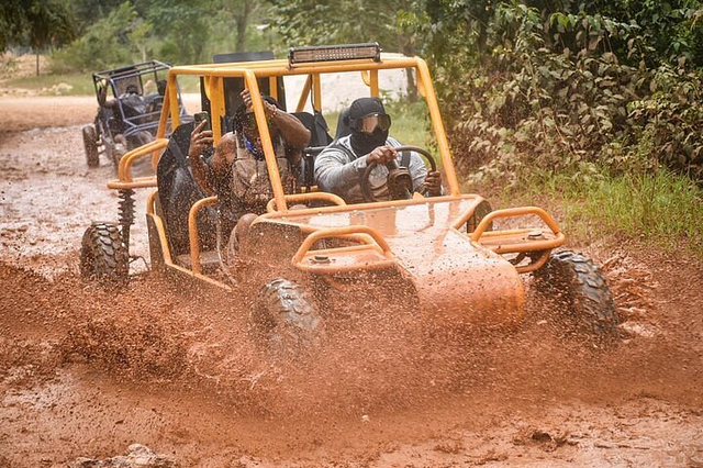 Buggy Excursion to Macau Beach and Natural Cave