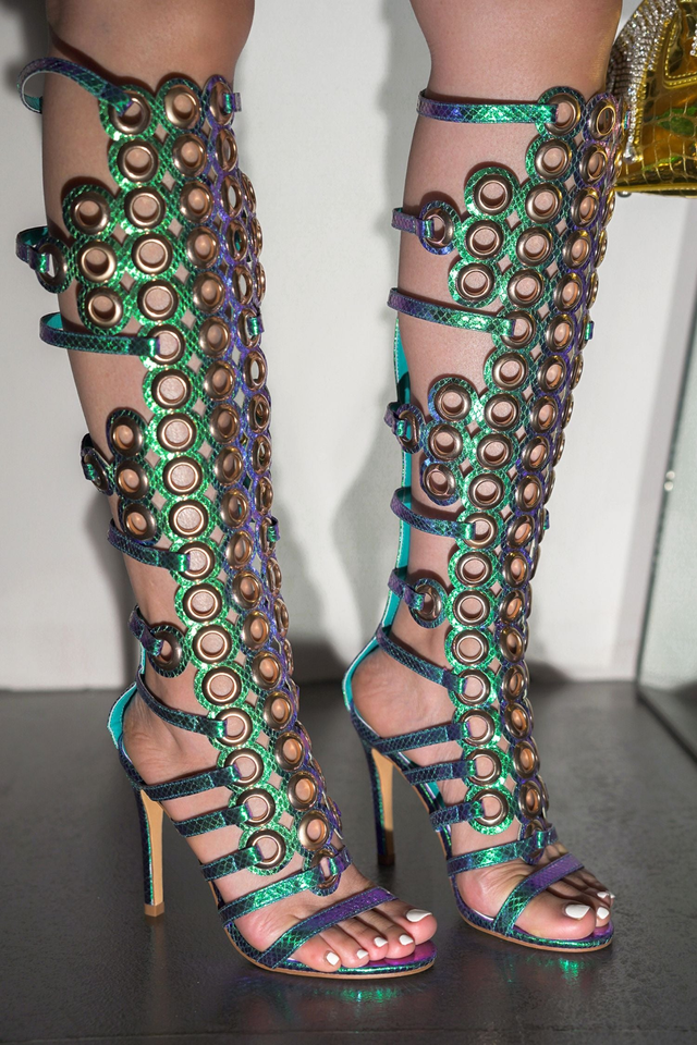 Lalalyn Grommets Round Toe Knee-High Heels - Mermaid