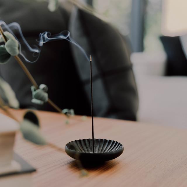 Blossom Incense Stand