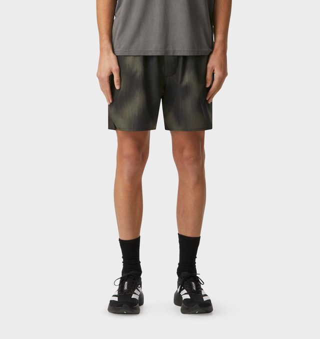 Active 5 inch Short - Forest Dash