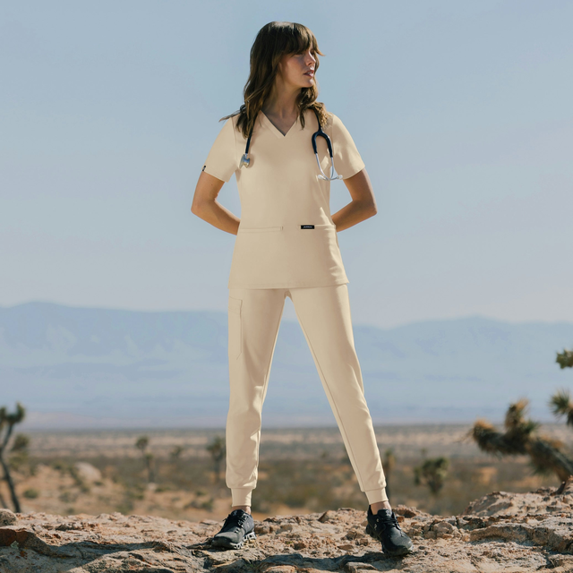 Cesi Slim ULTRAsoft Scrub Top - Sand