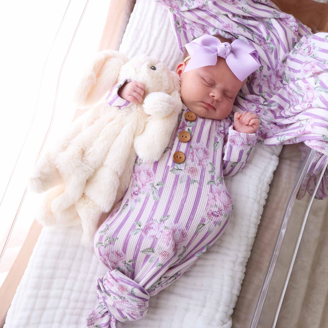 Lila's Lilacs Bamboo Waffle Newborn Baby Knot Gown & Hat Set