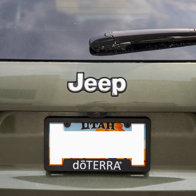 dōTERRA License Plate Frame