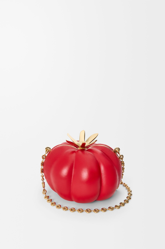 Tomato clutch in nappa lambskin