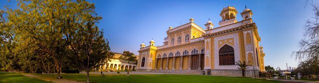 Flights from Chicago to Hyderabad