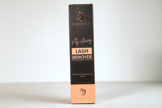 Fly Away Lash Remover