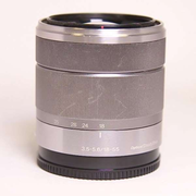 Sony E 18-55mm f/3.5-5.6 OSS