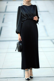 Abigal satin pleated long sleeve maxi dress with wrap waist in black