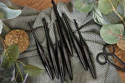 Onyx Streamline Metal Crochet Hooks