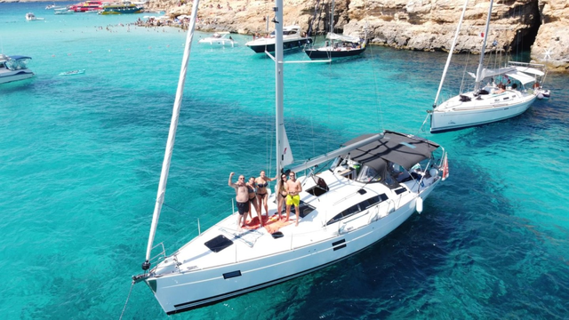Mowgli - Sailing Boat Elan Impression 45.1 in Marina di Valletta