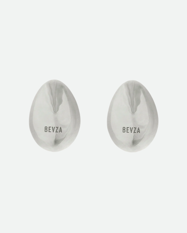 Середні сережки Яйця