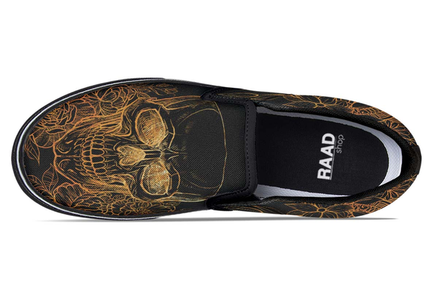 Gold Skull And Flowers