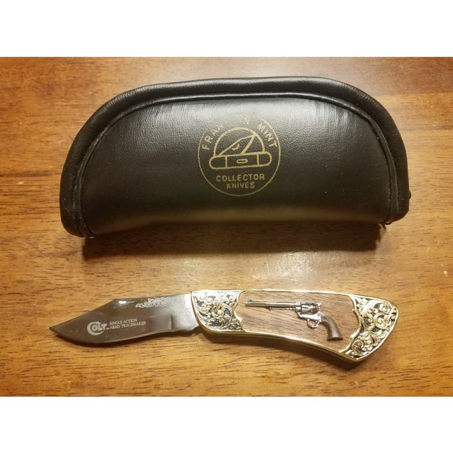 Set of 3 Colt Franklin Mint Collector Knifes