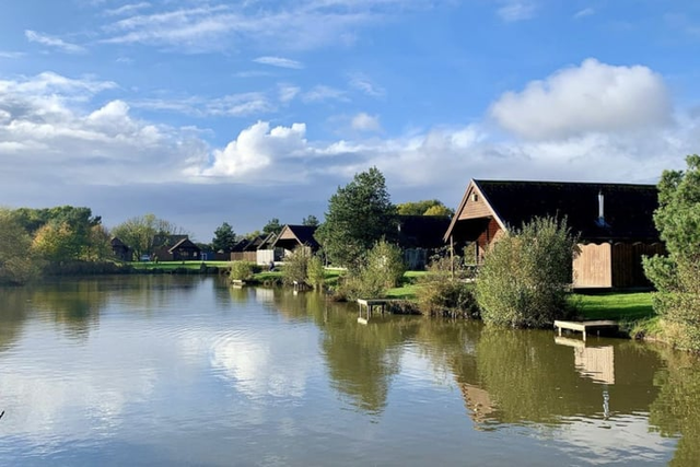 Luxury Yorkshire Lodge Break with Hot Tub for up to 4 -  2 or 3 nights - Full School Hols Availability