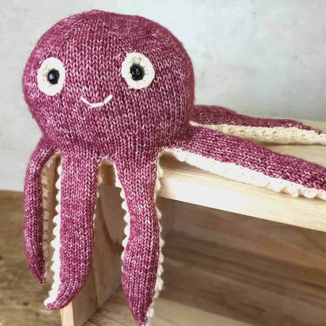 Olivia Octopus - Hardicraft - Complete Knitting Kit